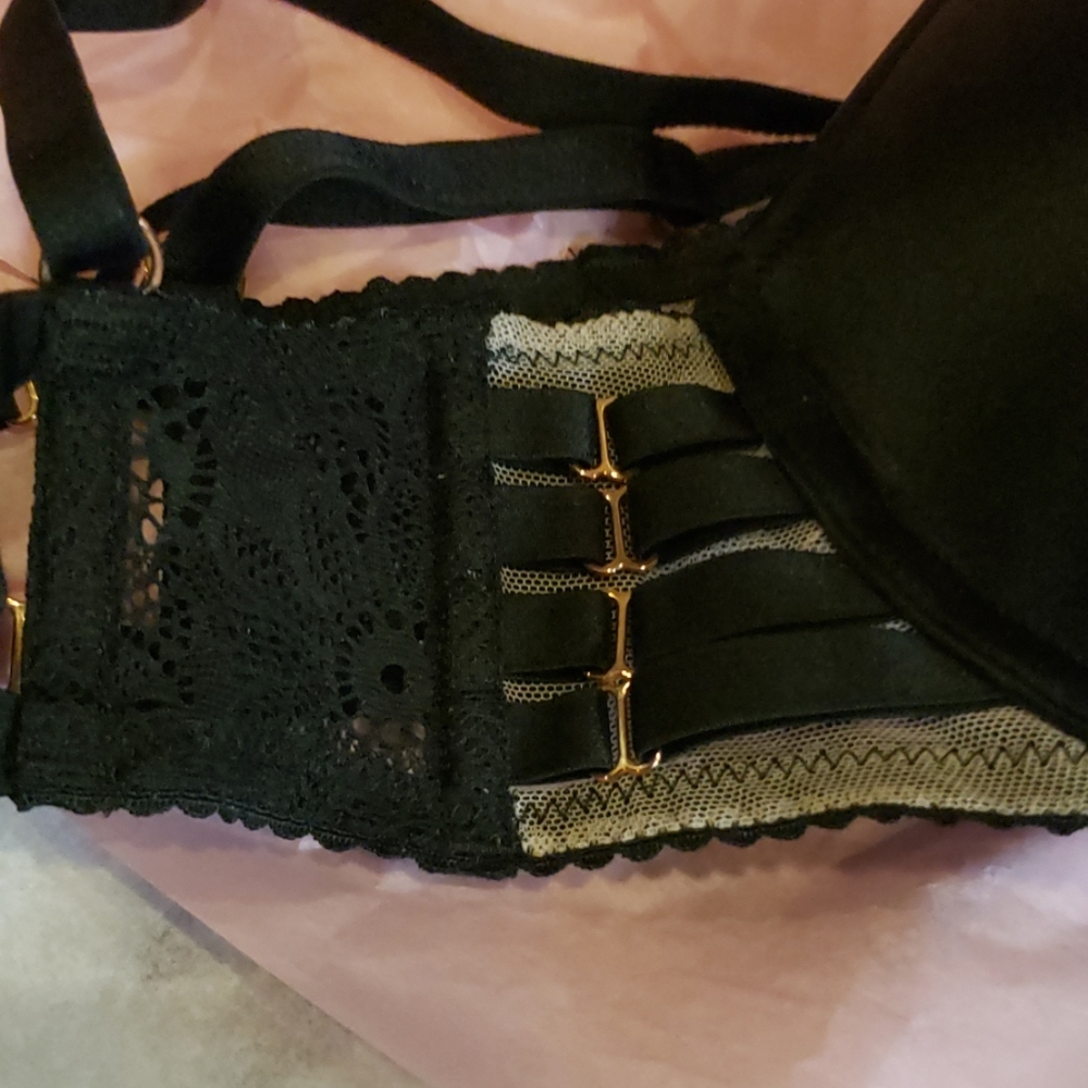 Bombshell Bra - image 3